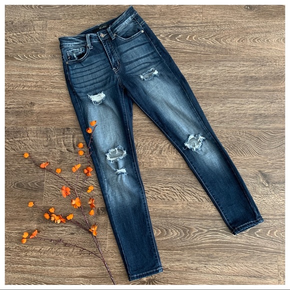 KanCan Denim - KanCan Ripped Knee Distressed Ankle Skinny Jeans